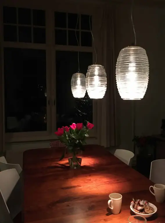 glas hanglampen eettafel herenhuis interieur